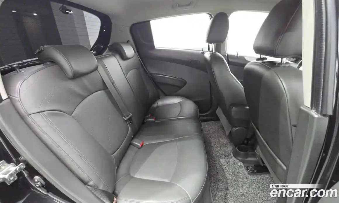 Chevrolet Spark 2014 1.0 Автомат в Москве № 314848, фото 10