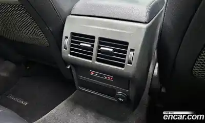 Jaguar XF 2018 2.0 Автомат в Москве № 320213, миниатюра 11