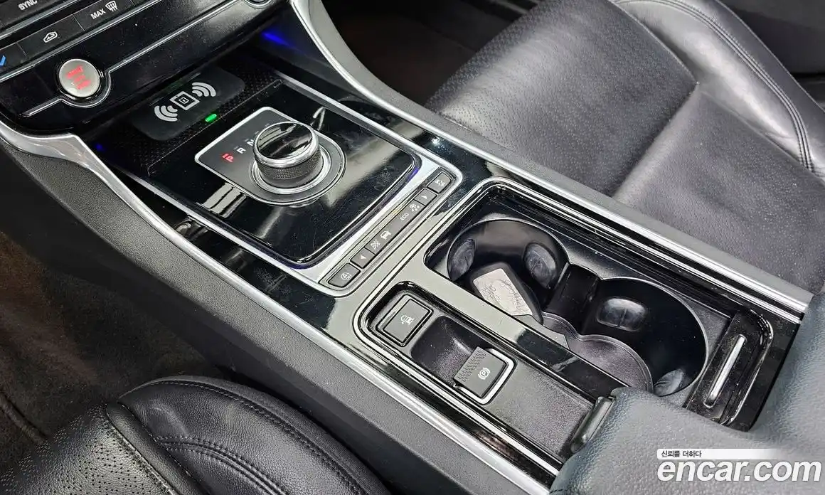 Jaguar XF 2018 2.0 Автомат в Москве № 320213, фото 20