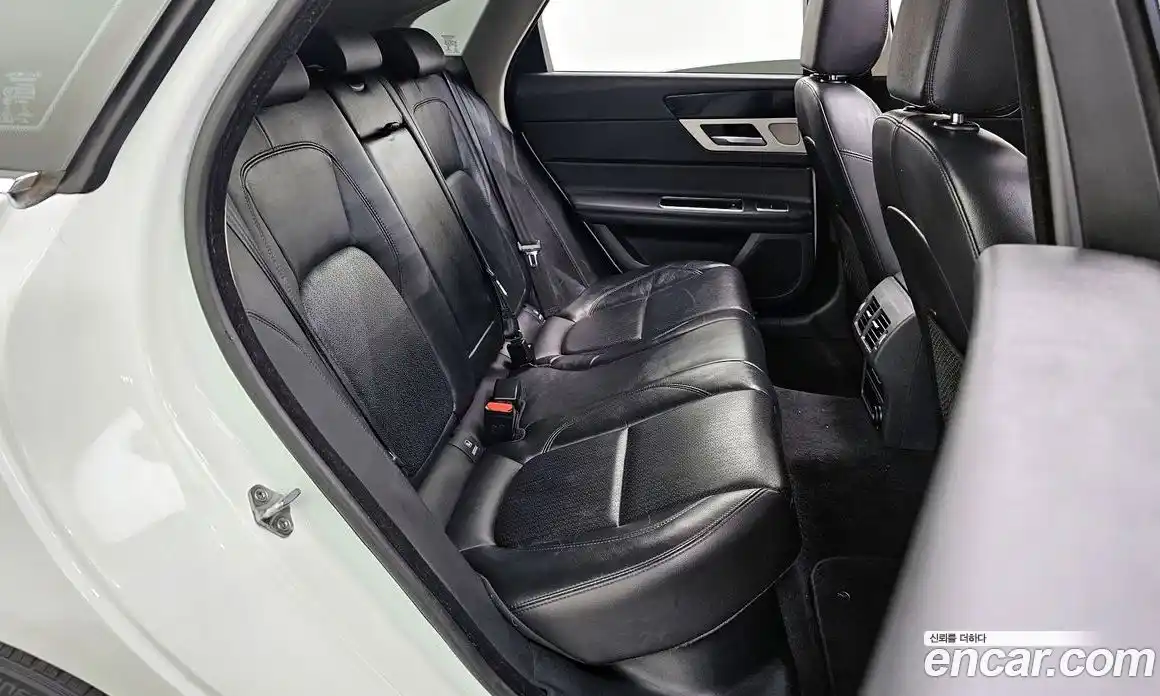 Jaguar XF 2018 2.0 Автомат в Москве № 320213, фото 5