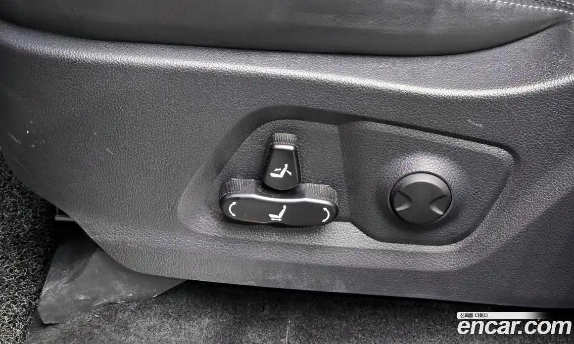 SsangYong Rexton 2023 2.2 Автомат в Москве № 32570, фото 9