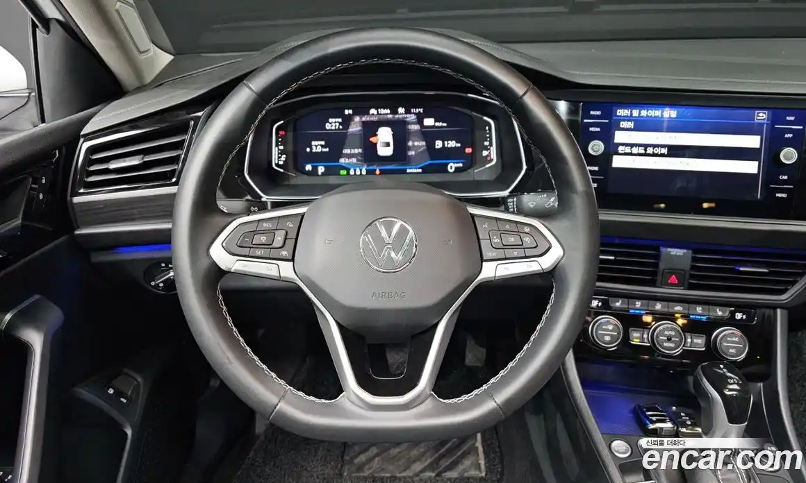 Volkswagen Jetta 2023 1.5 Автомат в Москве № 329727, фото 3