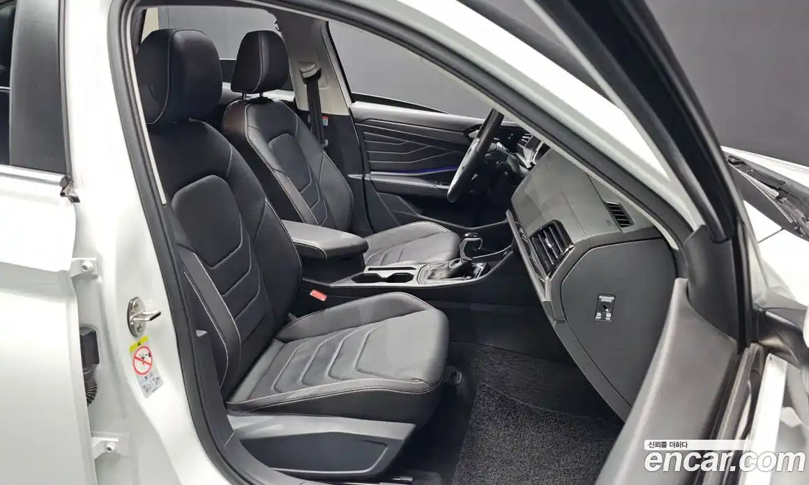 Volkswagen Jetta 2023 1.5 Автомат в Москве № 329727, фото 7