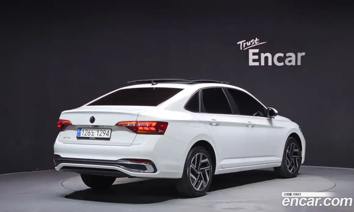 Volkswagen Jetta 2023 1.5 Автомат в Москве № 329727, фото 9