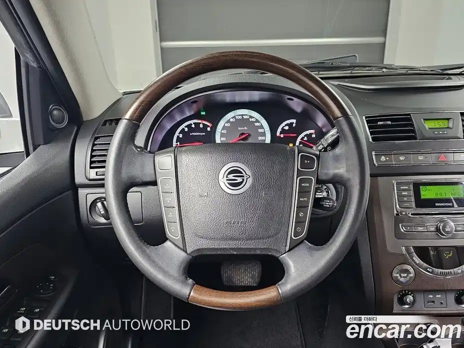 SsangYong Rexton 2015 2.0 Автомат в Москве № 33231, фото 13