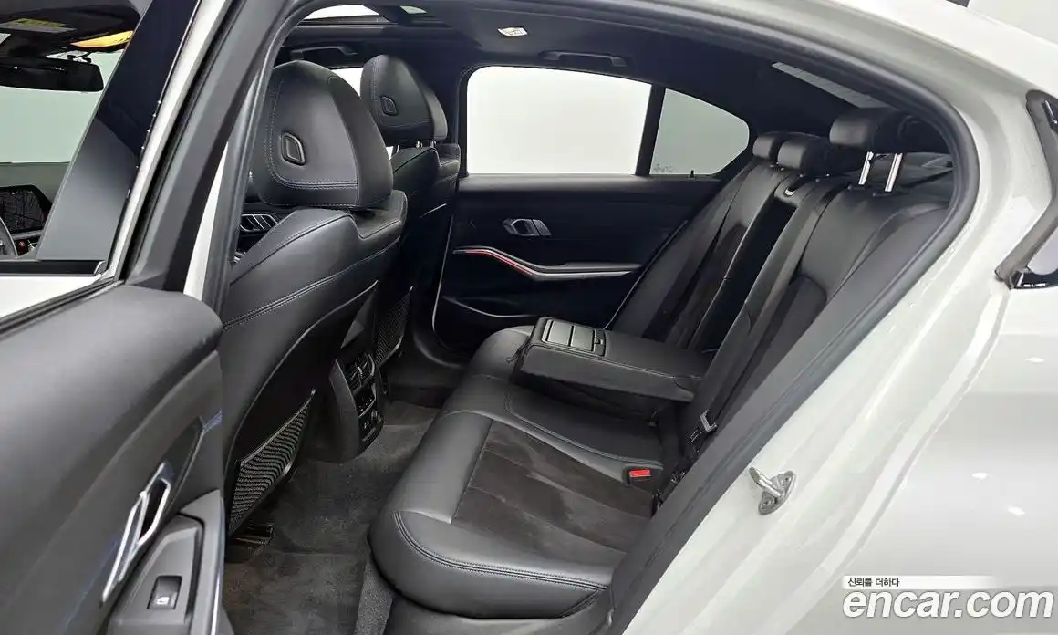 BMW 3-Series 2019 2.0 Автомат в Москве № 337220, фото 9