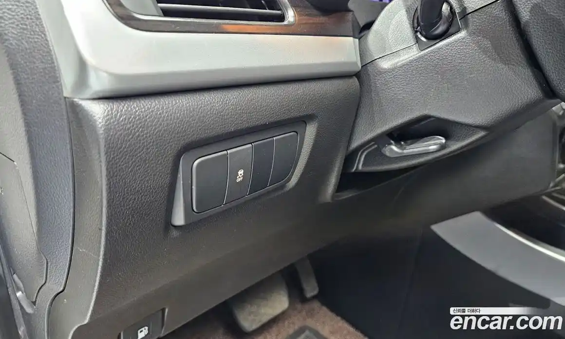 SsangYong Korando 2014 2.0 Автомат в Москве № 34124, фото 16