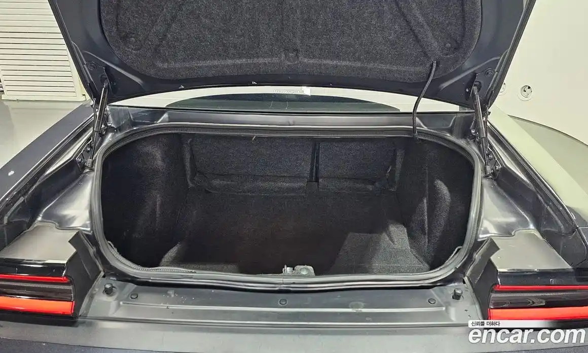 Dodge Challenger 2018 3.6 Автомат в Москве № 353796, фото 20