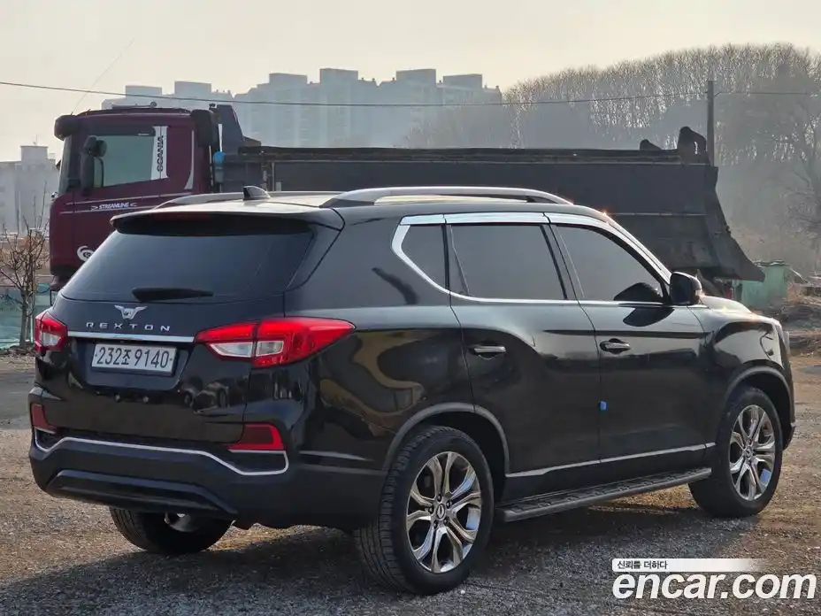 SsangYong Rexton 2018 2.2 Автомат в Москве № 35481, фото 4