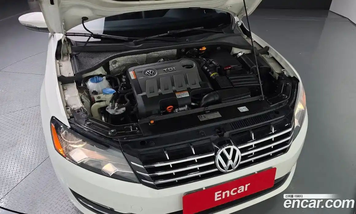 Volkswagen Passat 2012 2.0 Автомат в Москве № 358960, фото 6