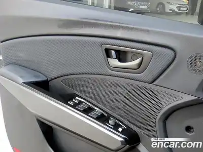 SsangYong TIBOLI 2023 1.5 Автомат в Москве № 36099, миниатюра 11