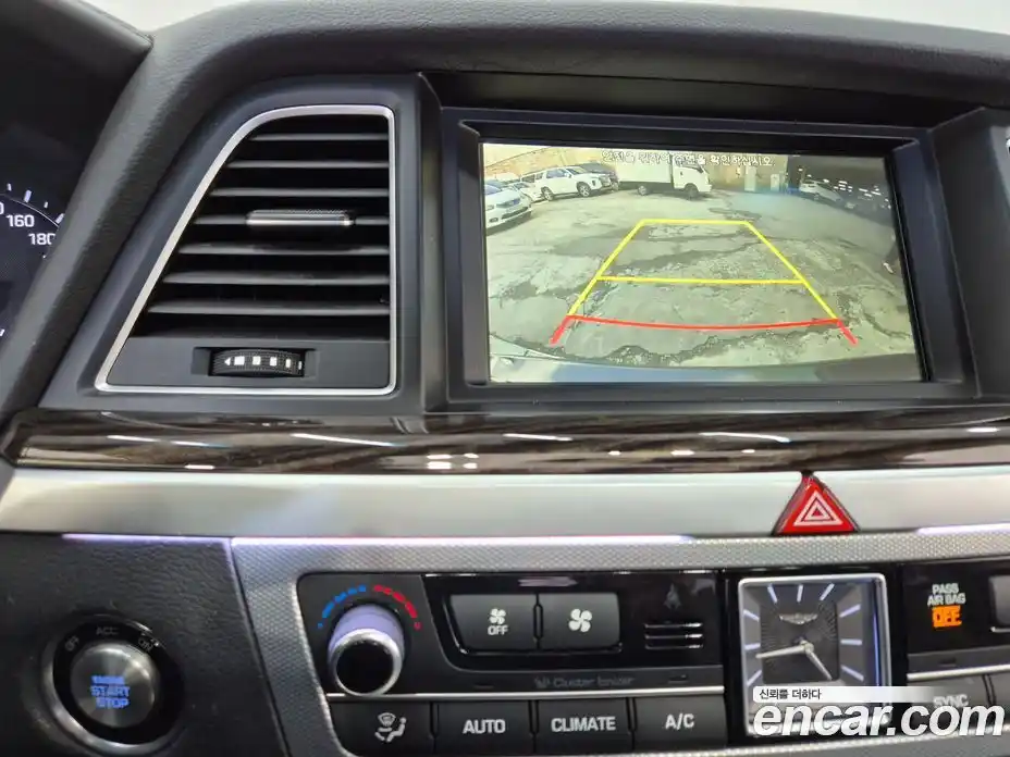 Genesis G80 2018 3.3 Автомат в Москве № 364680, фото 14