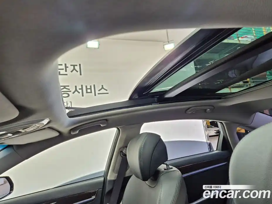 Genesis G80 2018 3.3 Автомат в Москве № 364680, фото 16