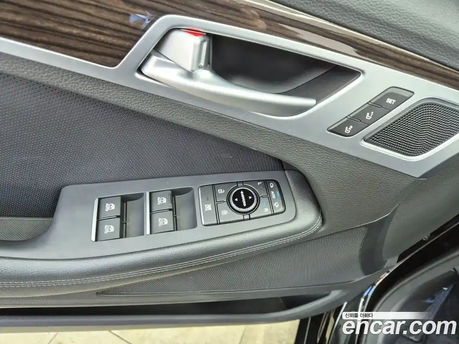 Genesis G80 2018 3.3 Автомат в Москве № 364680, фото 19