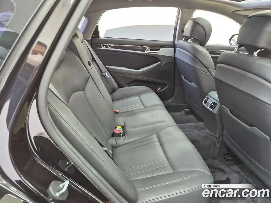 Genesis G80 2018 3.3 Автомат в Москве № 364680, фото 10