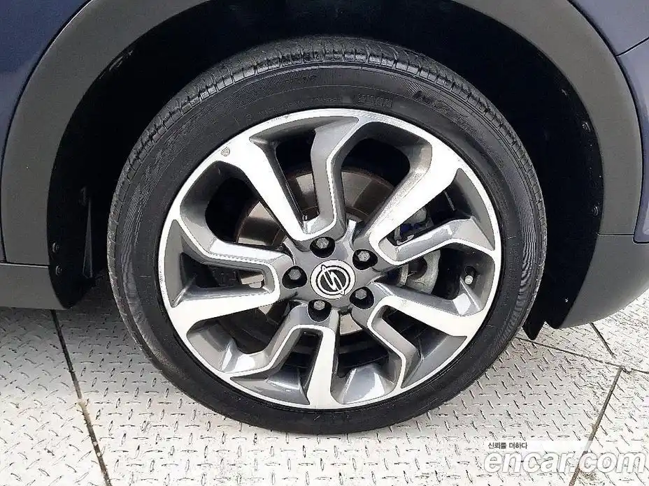 SsangYong TIBOLI 2016 1.6 Автомат в Москве № 36578, фото 20