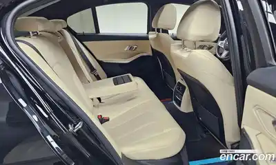 BMW 3-Series 2023 2.0 Автомат в Москве № 366760, миниатюра 12