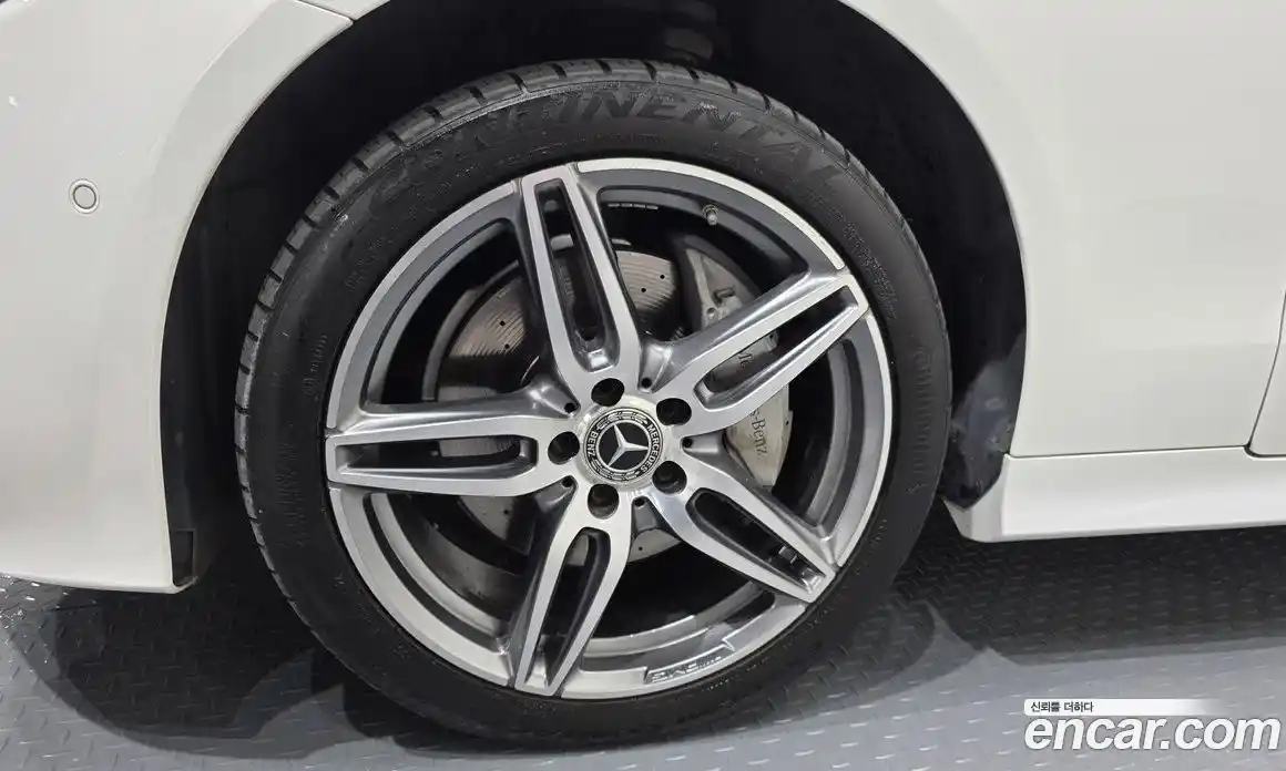 Mercedes-Benz E-Class 2019 1.9 Автомат в Москве № 372173, фото 4