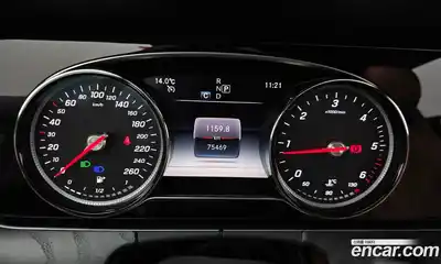 Mercedes-Benz E-Class 2019 1.9 Автомат в Москве № 372173, миниатюра 7