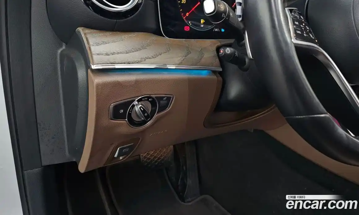 Mercedes-Benz E-Class 2021 2.0 Автомат в Москве № 372584, фото 18