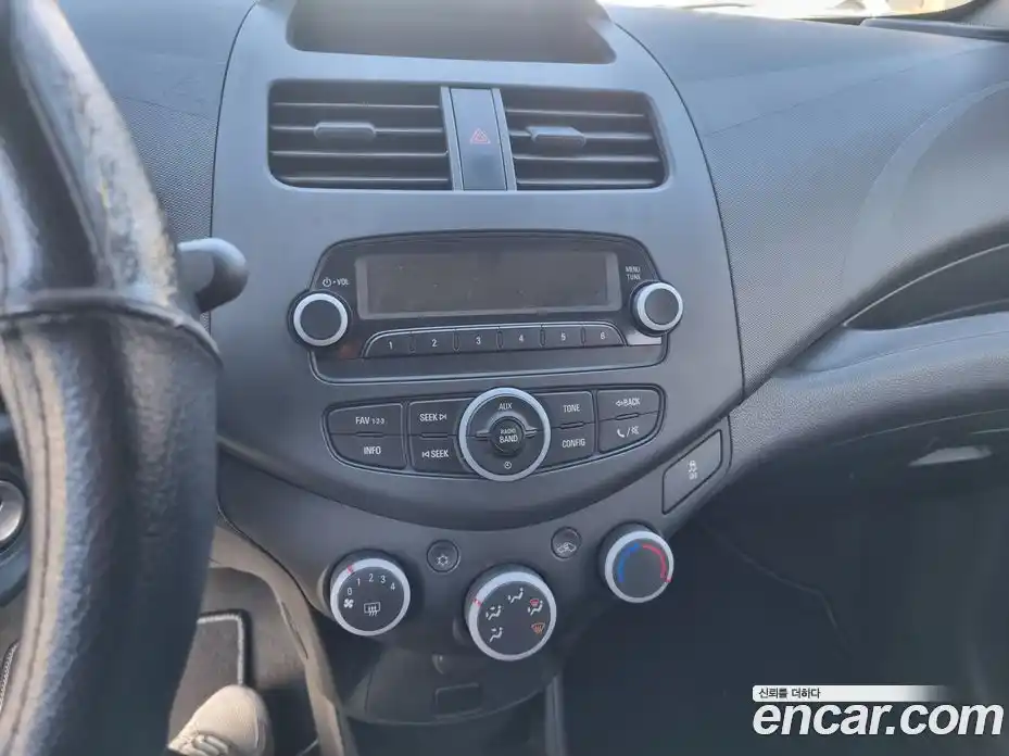 Chevrolet Spark 2015 1.0 Автомат в Москве № 37923, фото 11