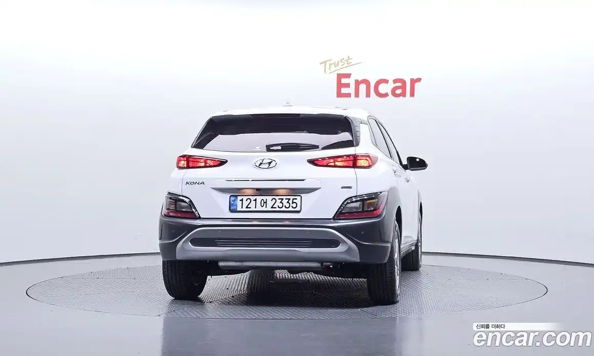 Hyundai Kona 2022 2.0 Автомат в Москве № 381302, фото 4