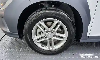 Hyundai Kona 2022 2.0 Автомат в Москве № 381302, миниатюра 5