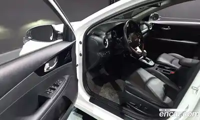 Kia K3 2022 1.6 Автомат в Москве № 385019, миниатюра 11