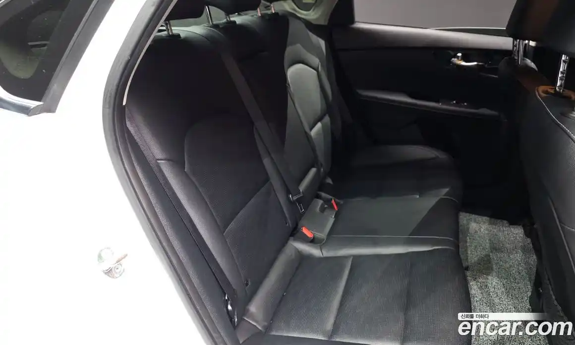 Kia K3 2022 1.6 Автомат в Москве № 385019, фото 12