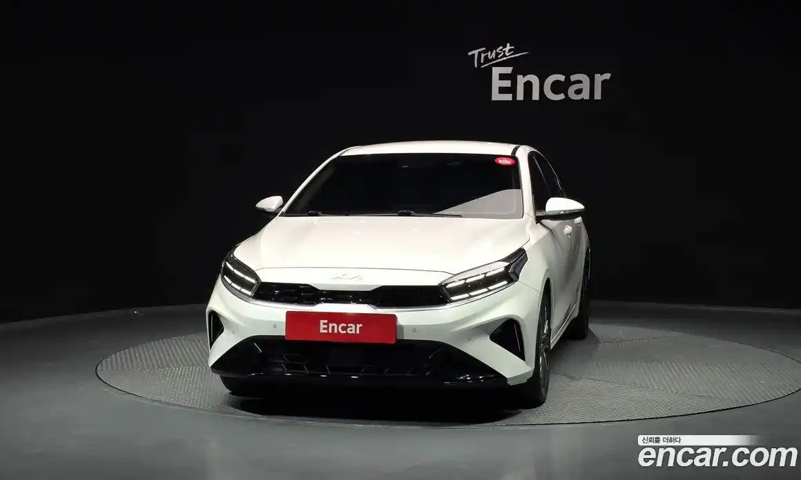 Kia K3 2022 1.6 Автомат в Москве № 385019, фото 3