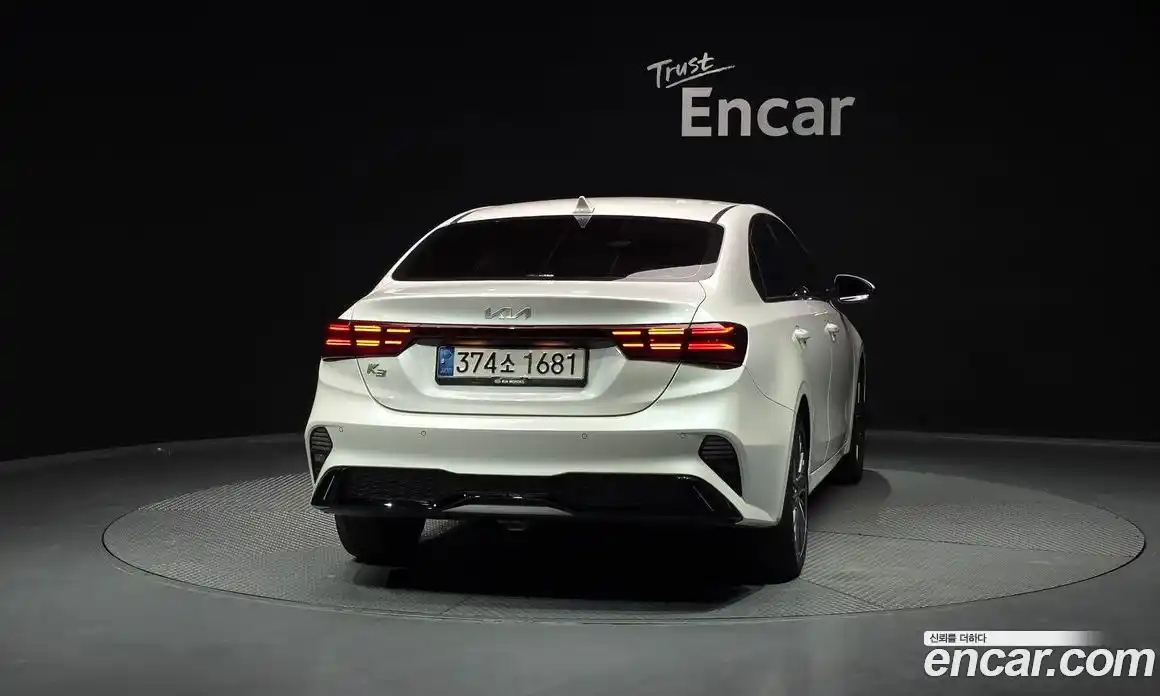 Kia K3 2022 1.6 Автомат в Москве № 385019, фото 4