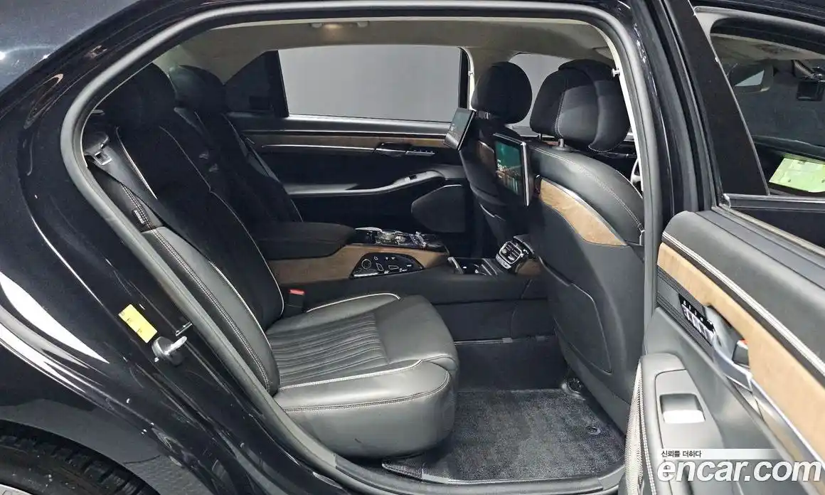 Genesis G90 2021 5.0 Автомат в Москве № 386690, фото 12