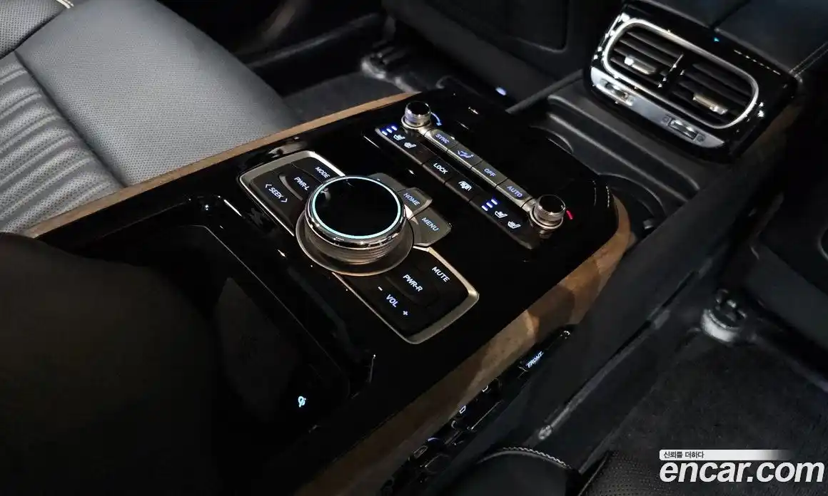 Genesis G90 2021 5.0 Автомат в Москве № 386690, фото 19