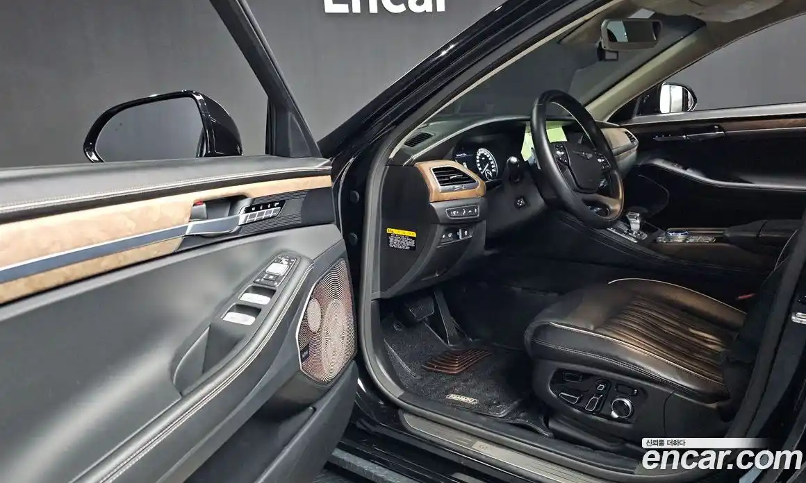 Genesis G90 2021 5.0 Автомат в Москве № 386690, фото 10