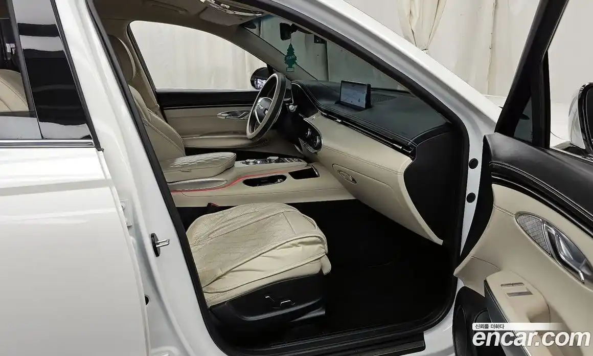 Genesis GV70 2022 2.5 Автомат в Москве № 405020, фото 11