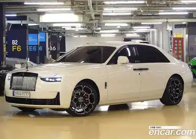 Rolls-Royce Ghost 2025 6.8 Автомат в Москве № 406916, миниатюра 2