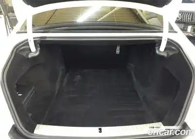 Rolls-Royce Ghost 2025 6.8 Автомат в Москве № 406916, миниатюра 9