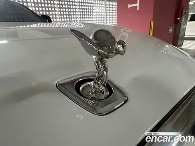 Rolls-Royce Spectre 2024 0.3 Автомат в Москве № 407301, миниатюра 5