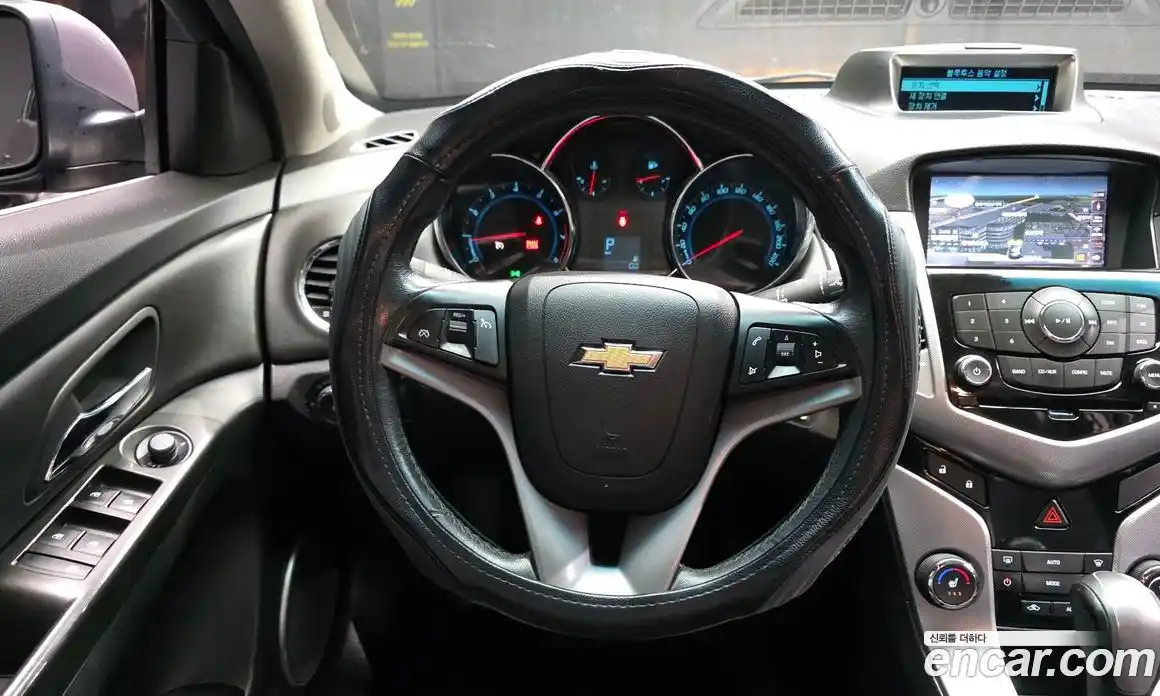 Chevrolet Cruze 2011 1.8 Автомат в Москве № 41524, фото 16