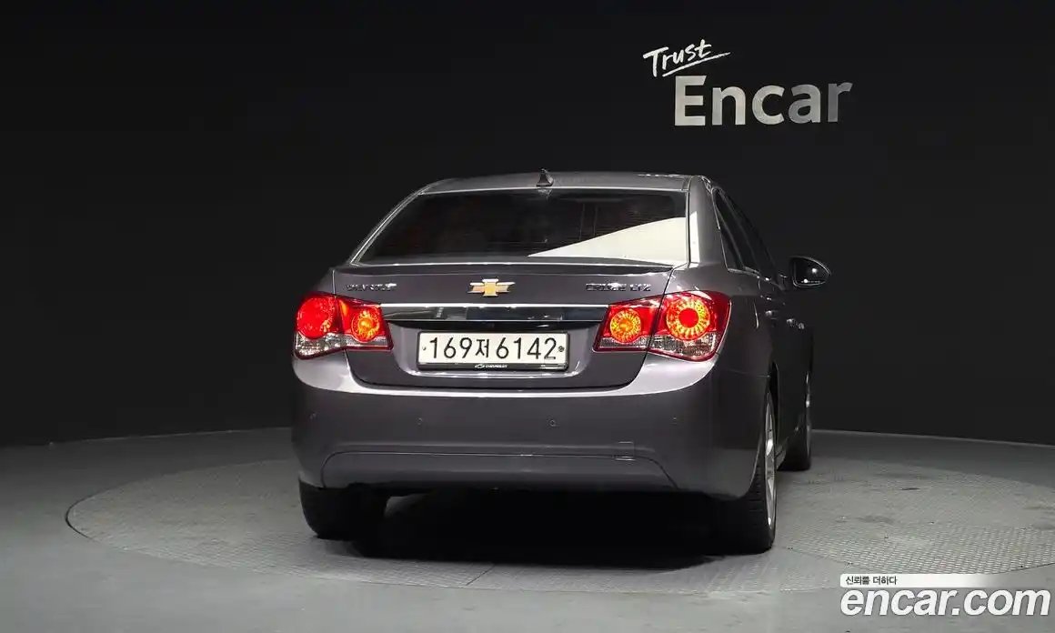 Chevrolet Cruze 2011 1.8 Автомат в Москве № 41524, фото 18