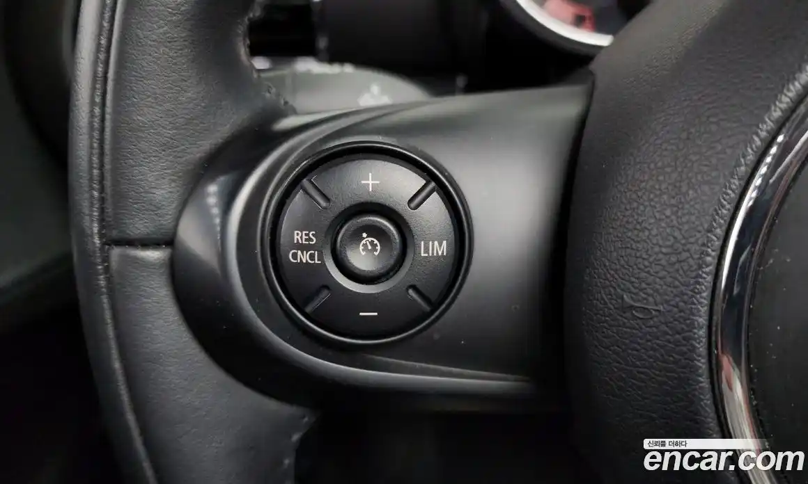 Mini Clubman 2016 1.5 Автомат в Москве № 416915, фото 14