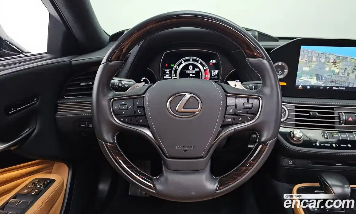 Lexus LS 2022 3.4 Автомат в Москве № 423992, фото 13