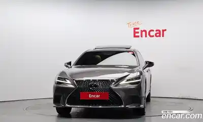 Lexus LS 2022 3.4 Автомат в Москве № 423992, миниатюра 3