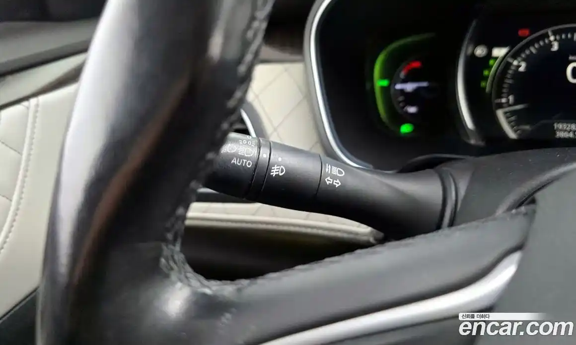 Renault SM6 2016 2.0 Автомат в Москве № 424059, фото 17