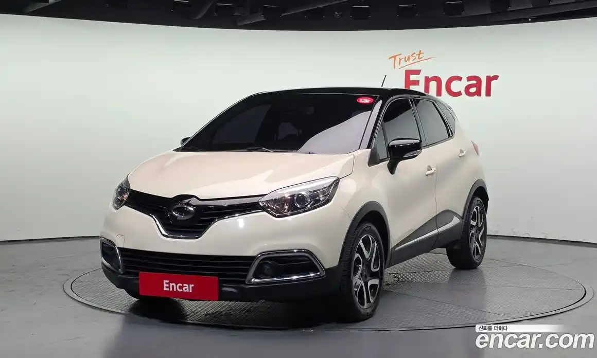 Renault QM3 2016 1.5 Автомат в Москве № 424072, фото 1