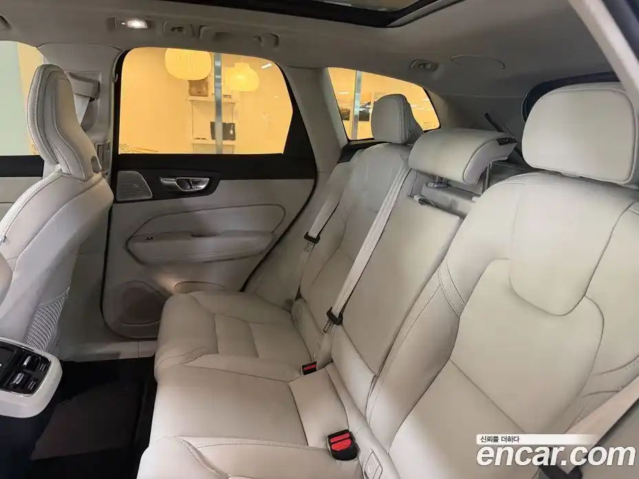 Volvo XC60 2026 2.0 Автомат в Москве № 430222, фото 11