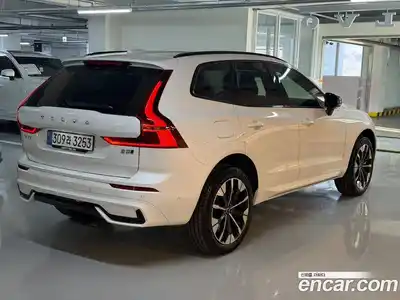Volvo XC60 2026 2.0 Автомат в Москве № 430222, миниатюра 2