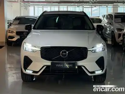 Volvo XC60 2026 2.0 Автомат в Москве № 430222, миниатюра 3
