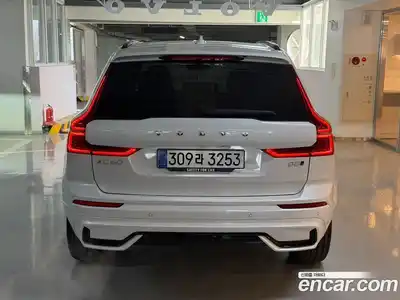 Volvo XC60 2026 2.0 Автомат в Москве № 430222, миниатюра 4