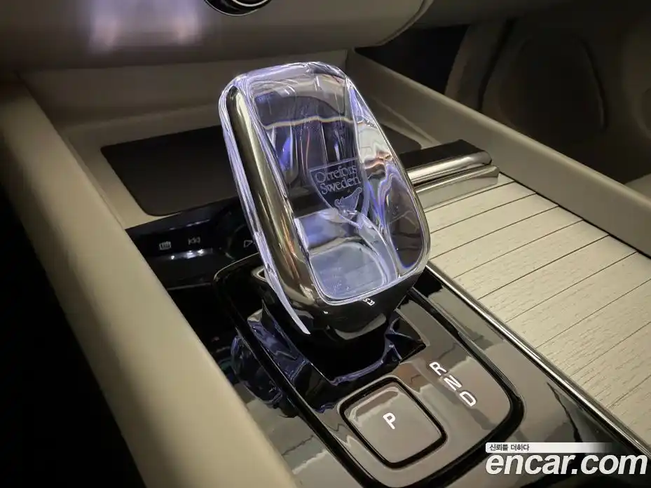 Volvo XC60 2026 2.0 Автомат в Москве № 430222, фото 9